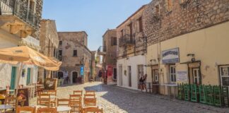 Κοινωνικός Τουρισμός 2026: Πότε ανοίγει η πλατφόρμα & ποιοι κάνουν αίτηση τώρα