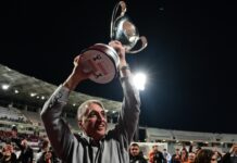 Μπούσης: «MVP η ομάδα μου, αφιερώνω στην οικογένεια!» μετά την κατάκτηση Κυπέλλου