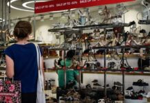 Οικονομικό «Σοκ»: Πτώση Τζίρου Υπονομεύει την Κυβερνητική Αφήγηση