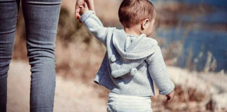 Νταντάδες Γειτονιάς: Πώς οι δικαιούχοι υποβάλλουν αίτηση στο πρόγραμμα