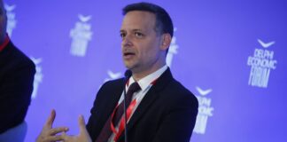 Δούκας: «Ναι» σε συνεργασία με Τσίπρα, «όχι» σε ΝΔ – Ο πολίτης ζητά διαφάνεια