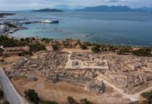 Αίγινα: Αρχαία Κοσμήματα Φωτίζουν την Εποχή του Χαλκού στον Λόφο της Κολώνας