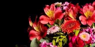 Εορτολόγιο: Ποιοι γιορτάζουν σήμερα 25 Απριλίου