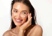 Η κρέμα ματιών που ανανεώνει την εμφάνιση από την πρώτη νύχτα