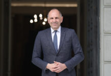 Ελλάδα-Λιβύη: Προχωρούν οι συζητήσεις για οριοθέτηση ΑΟΖ και υφαλοκρηπίδας