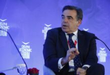 «Βολές» Μαργαρίτη Σχοινά σε Αδωνη Γεωργιάδη για τις επιθέσεις στην Κοβέσι