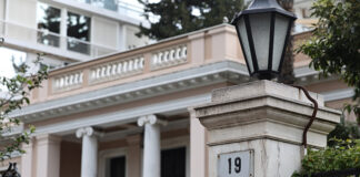Σφορή Αντιπαράθεση για τις Ανεξάρτητες Αρχές: Κόντρα Κυβέρνησης-ΠΑΣΟΚ