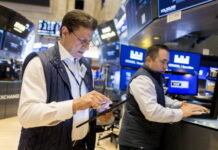 Ομόλογα και Ιράν πίεσαν τη Wall Street – Τρίτη σερί πτώση για τον S&P 500