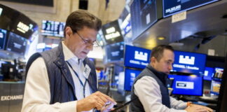 Ομόλογα και Ιράν πίεσαν τη Wall Street – Τρίτη σερί πτώση για τον S&P 500