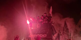 Ομόνοια: Πρωταθλητές εν μέσω λαοθάλασσας – Αποθέωση στην Πλατεία Παπανικολή
