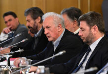 ΠαΣοΚ: Νέα πρόσωπα στη Διεύρυνση & Σκληρή Στάση Ανδρουλάκη έναντι Κυβέρνησης