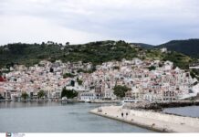 Σκόπελος: Άμεση διακομιδή 19 μηνών βρέφους στον Βόλο λόγω υποψίας δηλητηρίασης