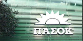 ΠΑΣΟΚ: «Ο λασπολόγος Γεωργιάδης σώζει κυβέρνηση βυθισμένη στη διαφθορά»