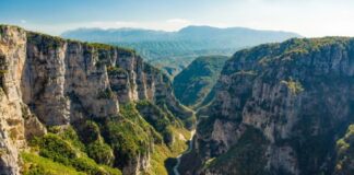 Ethereal Mountains: «Τα αφήνουμε όλα και χτίζουμε μία νέα κοινότητα από το μηδέν. Θα έρθεις μαζί μας;» -kalimera-ellada.gr
