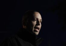 Κασιδιάρης: Ο καταδικασμένος ανακοινώνει επιστροφή στην πολιτική με νέο κόμμα