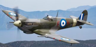 Απεβίωσε ο Τζορτζ Νταν: Ο θρυλικός πιλότος που παρέδωσε ιστορικό Spitfire στην Ελλάδα