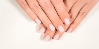 Soap Nails: Η Τάση για Φυσικά Περιποιημένα Χέρια Χωρίς Κόπο