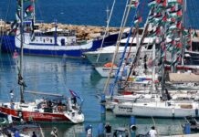 Συγκρατημένη η Αθήνα: Μεταφορά ακτιβιστών μετά τον έλεγχο του στολίσκου