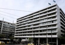 Οικονομία: Ανάπτυξη «σπάει» τον καταστροφικό λόγο του ΠΑΣΟΚ