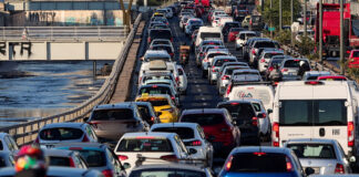 Πρωτομαγιά: Έξοδος με «φωτιά» στα καύσιμα και ουρές στα διόδια. Πόσο κοστίζει το τριήμερο;