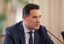 Γεωργιάδης για Σαμαρά: «Δεν είναι ακροδεξιός – Πρέπει να αντιμετωπίζονται με σεβασμό οι πρώην πρόεδροι»