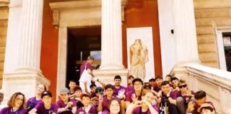 Στ' Δημοτικού Ναυστάθμου Κρήτης: Θεατρική εκδρομή στην Αθήνα
