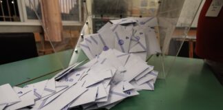 Δημοσκόπηση Pulse: Η ΕΛΑΣ παγιώνει τη 2η θέση – Τι σκέφτονται οι ψηφοφόροι για μετεκλογικές συνεργασίες
