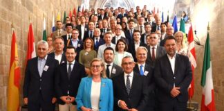 Διακήρυξη της Ρόδου: Περιφερειάρχες ζητούν ισχυρή επένδυση στην Τοπική Αυτοδιοίκηση