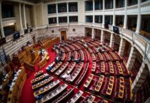 Νέος Κώδικας Τοπικής Αυτοδιοίκησης: Ένσταση από ΠΑΣΟΚ, απόρριψη από ΝΔ