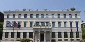 Αθήνα: Θεαματική μείωση αιτημάτων καθαριότητας & βλαβών φωτισμού