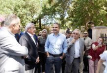 Μητσοτάκης: ΝΔ η μόνη δύναμη, εμείς μαραθωνοδρόμοι, αντίπαλοι λαχανιάζουν