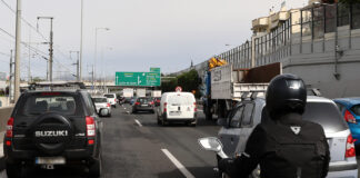 Χάος στους δρόμους της Αττικής: Βαρύ κυκλοφοριακό σε Κηφισό, κέντρο Αθήνας και Πειραιά