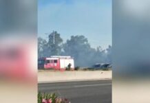 Φωτιά στους Αγίους Θεοδώρους: Κλειστή η Εθνική προς Αθήνα, διακοπή προαστιακού