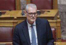 Ρέθυμνο: Τουρνάς θρηνεί τους δύο πυροσβέστες που χάθηκαν στη φωτιά