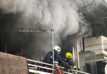 Πειραιάς: Πυρκαγιά σε διαμέρισμα – Σύγχυση και αποπνικτική ατμόσφαιρα