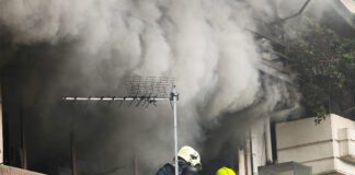 Πειραιάς: Πυρκαγιά σε διαμέρισμα – Σύγχυση και αποπνικτική ατμόσφαιρα