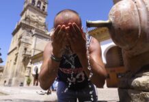 Ευρώπη στις Φλόγες: Καύσωνας, Πυρκαγιές και Αντιδράσεις στην Κλιματική Κρίση
