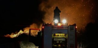 Φωτιά σε επιχείρηση ανακύκλωσης στο Ομορφοχώρι Λάρισας – Συναγερμός από το 112