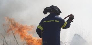 Φωτιά σε Ηράκλειο: Συναγερμός κοντά σε καταυλισμό Ρομά στη Νέα Αλικαρνασσό