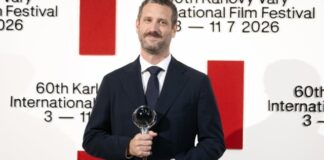 Διάκριση στην Τσεχία: Έλληνας σκηνοθέτης κερδίζει βραβείο στο Κάρλοβι Βάρι