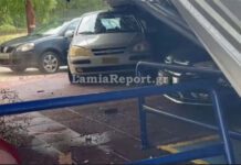 Σφοδρή Κακοκαιρία στη Φθιώτιδα: Στέγη "πέταξε" πάνω σε αυτοκίνητα!