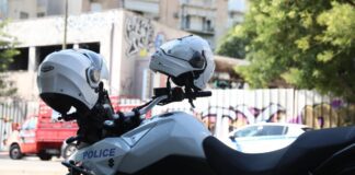 Σοκ: Ύποπτη βαλίτσα με φρικιαστικό περιεχόμενο στην Άμεση Δράση