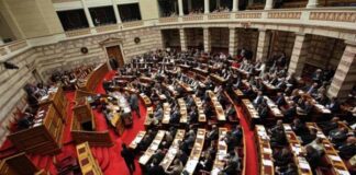 Η μεγάλη ρευστοποίηση: Από την κρίση του ΣΥΡΙΖΑ στα κόμματα υπό εξαφάνιση
