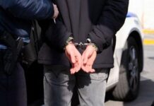 Σύλληψη στην Κηφισιά: 22χρονος μέλος σπείρας τηλεφωνικών απατών