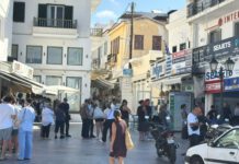 Ακτοπλοϊκά στην Τήνο: Ουρές στα πρακτορεία λόγω απαγορευτικού – Έλλειψη δρομολογίων