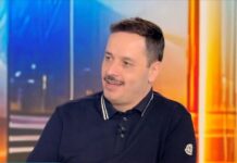 Ο Αλέξανδρος Τσουβέλας χαρίζει από έναν απινιδωτή σε κάθε μια από τις 44 πόλεις που θα εμφανιστεί αυτό το καλοκαίρι -kalimera-ellada.gr