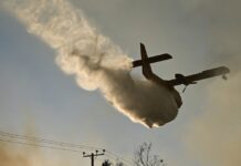 Φωτιά Ξέσπασε στο Πεντάκορφο Αιτωλοακαρνανίας: Άμεση Κινητοποίηση Πυροσβεστικής, Αεροσκάφη σε Δράση