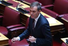 Μάντζος (ΠΑΣΟΚ): Η κυβέρνηση δίνει "ευχέρεια" στην Τουρκία, τα "ήρεμα νερά" δεν είναι αυτοσκοπός