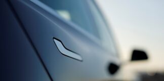 Κίνα: Ανάκληση εκατομμυρίων αυτοκινήτων Tesla λόγω κινδύνου
