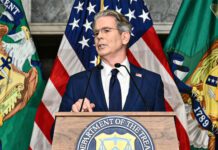 ΗΠΑ: Στόχος οι οικονομικές πηγές του Ιράν – Προειδοποιήσεις για κυρώσεις